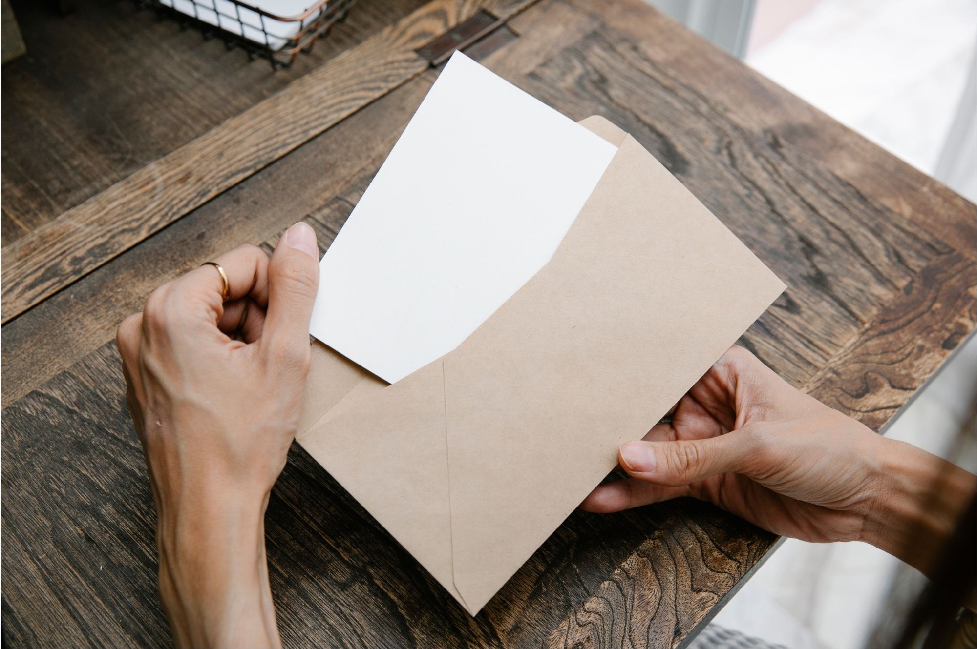 Handwritten mail produced by an autopen machine