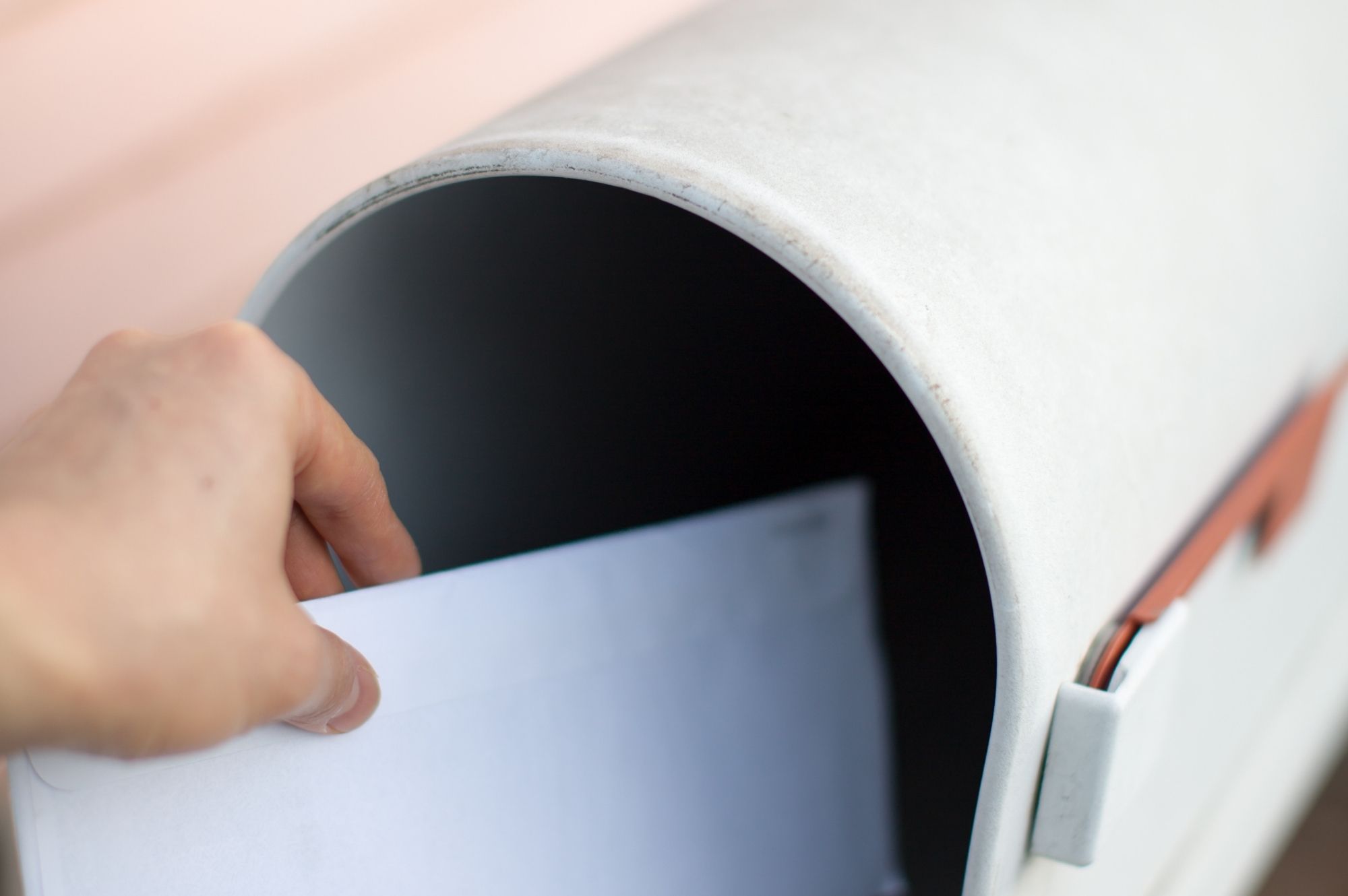 Handwritten mail produced by an autopen machine
